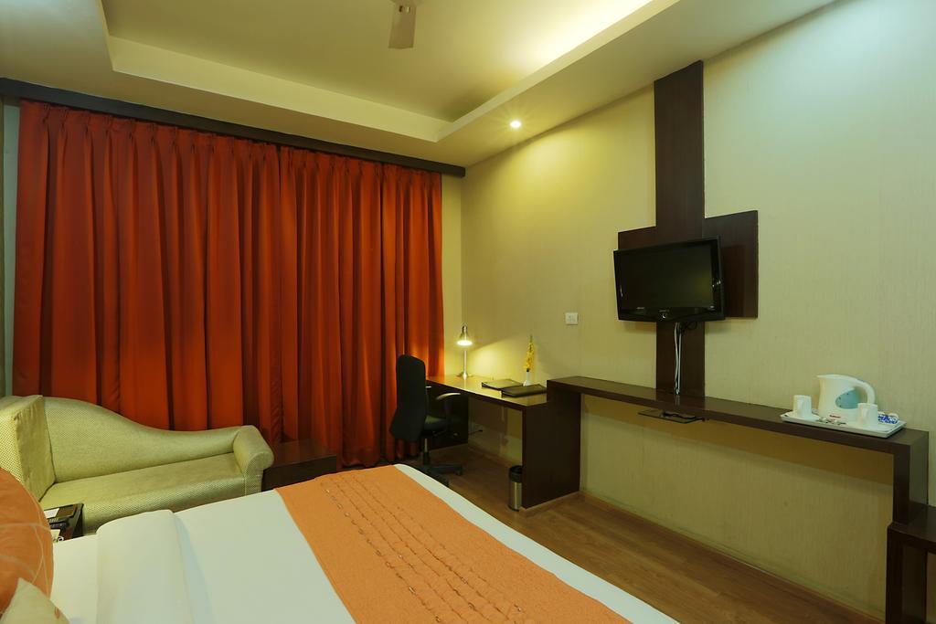 Hotel Corporate Regency Nueva Delhi Exterior foto